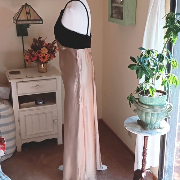 Vintage Jay Jacobs Evening Gown, Old Hollywood, Quiet Elegance - Picture 4 of 11